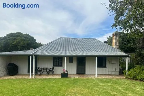 Ulva Cottage - Historical BnB - Image 1