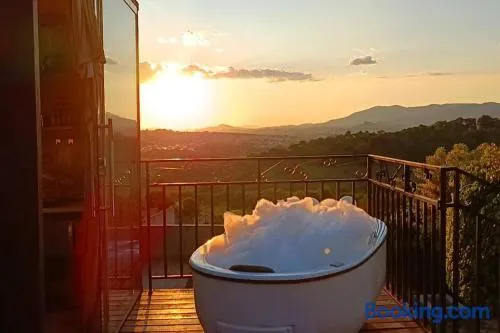 Tiny House Paraiso Minicasas Com Hidromassagem - Image 1