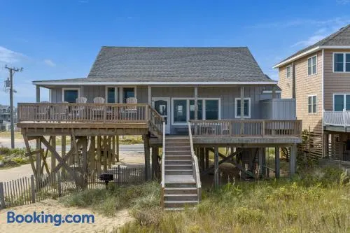 KD2043- The Gray House - Image 1