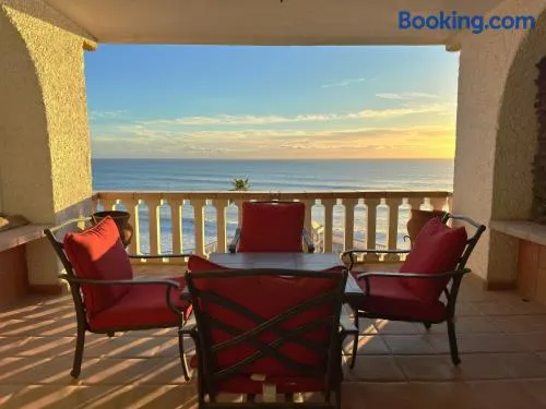 Rosarito Beautiful Costal Getaway located in Rosarito Mexico 15 minutes near downtown - Image 1