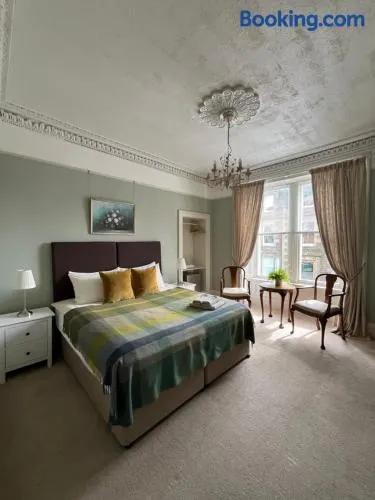 Acorn House Callander - Image 1