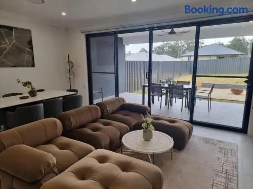 Serenity Valley Haven Ellalong - Image 1