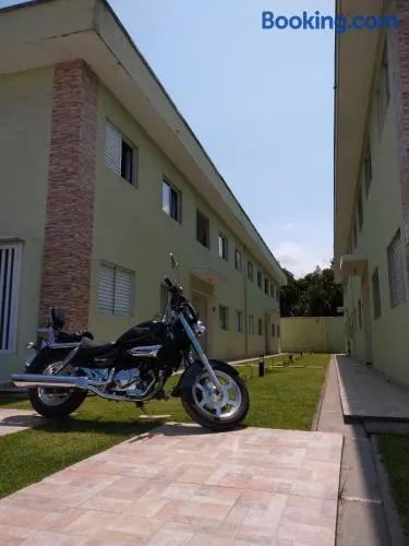 Bertioga Praia do SESC - Apartamento de 2 quartos - Image 1