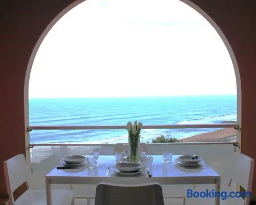 Duplex vue Océan- Piscine-Plage à pied - Image 1