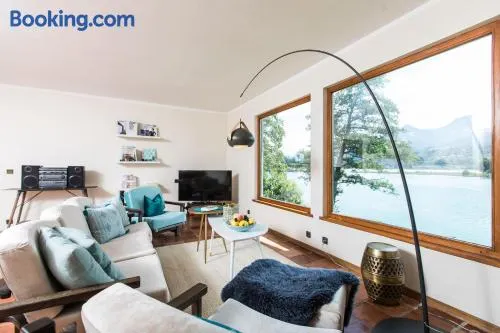 Ferienhaus Faakersee Hideaway am See - Image 1