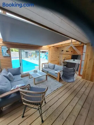 La Maison du Bonheur - Image 1
