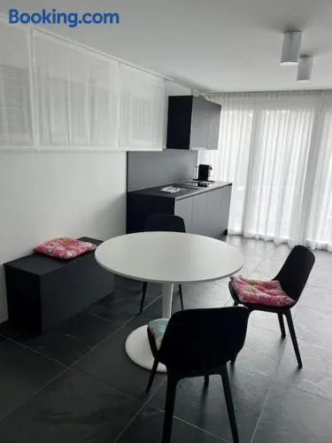 Schickes Appartement im Zentrum - Image 1