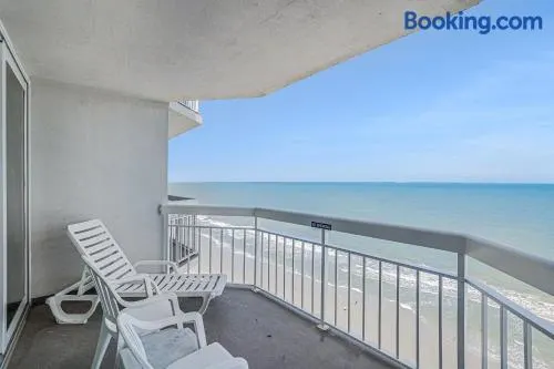 1402 Waters Edge Resort condo - Image 1