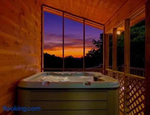 Cozy Cabin Sleeps 8 Catch-Release Fishing Pond - Image 1