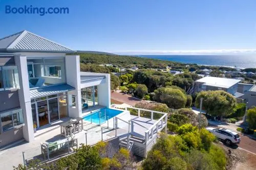 Salty Kiss I Private Properties - Image 1