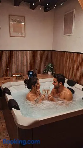 La Casita de Albino -jacuzzi-chimenea-museo - Image 1