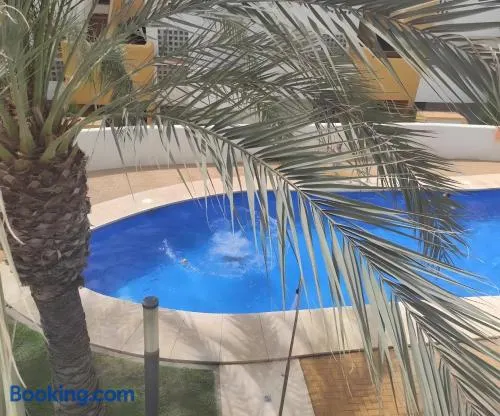 Ático con bonitas vistas y piscina - Image 1
