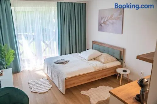 Moderný apartmán Siesta Key v srdci Rajeckých Teplíc - Image 1