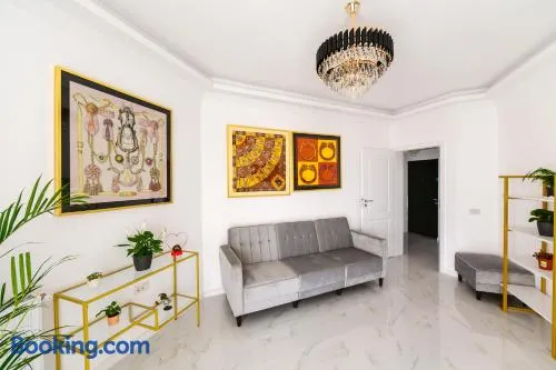 Zig-Zag 17 apartment - Image 1