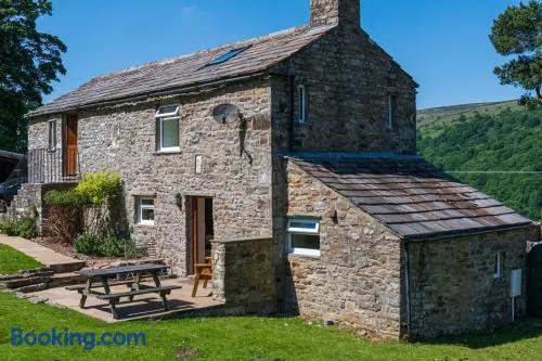 2 Bed in Low Row oc-ds1010 - Image 1