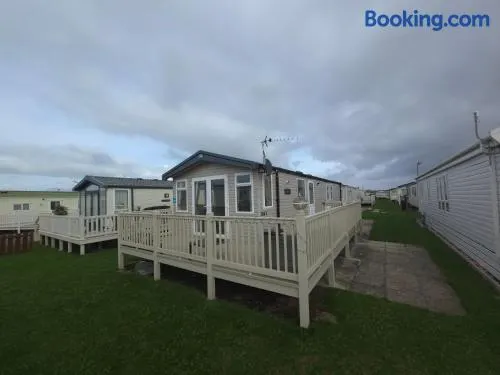 The Retreat Peach - Golden Sands - Image 1