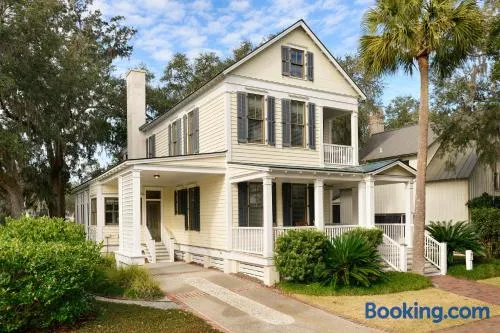 3 Bedroom Wilson Village Home 23 - Image 1