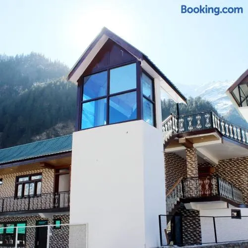 Hotel Uttarayan - Image 1