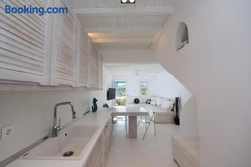 Luxury White Maisonette - Image 1