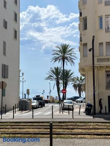 Spacious 2br with terrace and swimming pool near the sea in Nice Welkeys - Image 1