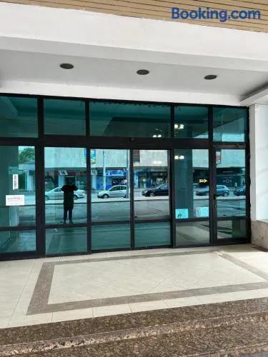 Хотел Казанлък - Image 1