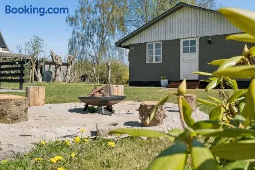 Holiday Home For 6 Near Beach And Hals Town - Image 1