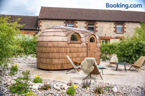 Large Country Cottage, Sleeps 8 - Spa Facilities, Garden Bar, Catering Services, Free Parking, Nature Reserve, Hen Parties - Image 1