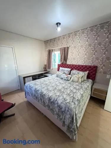 Apartamento completo no centro de tudo - Image 1
