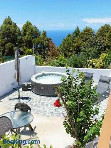 casa lipa - Image 1