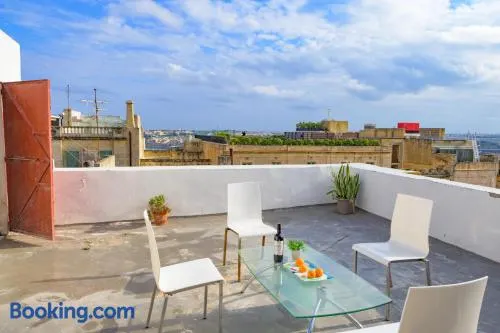 Stylish Valletta 1 bedroom Penthouse with Terrace in the centre with Views - Image 1