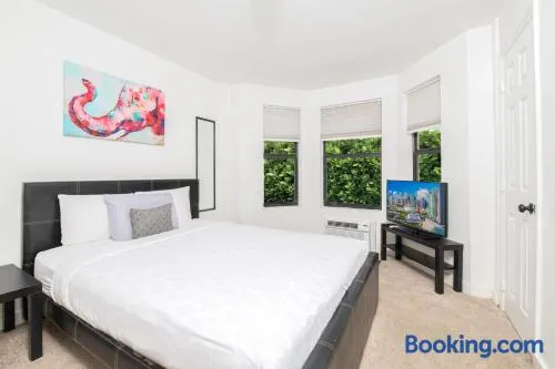 Apartments in the Heart of Miami - Port of Miami / Miami Airport - Image 1