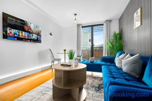Stylish Arcadian Apartment - Balcony - Parking - Netflix 43A - Image 1