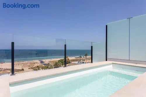 Skyline Grand Resort con Áticos Dúplex y Piscinas Privadas - Image 1