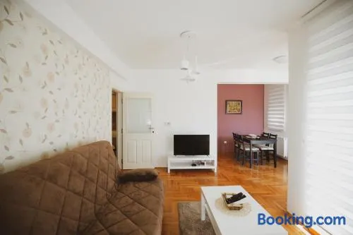 Apartman 4, Sinđelićeva 40 - Image 1