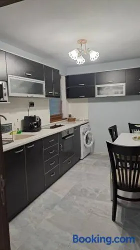 Къща под наем-нощувки - Image 1