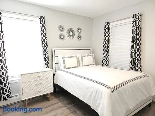 1 Bedroom Apartment - Image 1