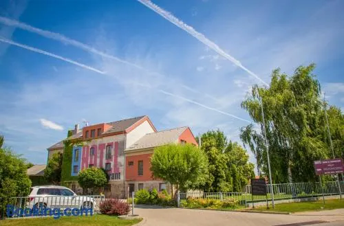 Hotel Mlyn - Image 1