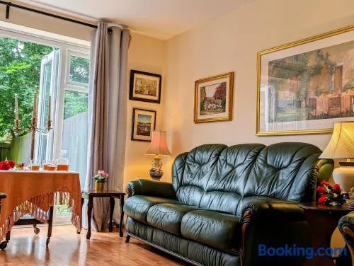 Sherlock's Moray House -Idea long stay for contractors & family Two bedroom mid terrace 3 beds 2 sofa beds Sleep 5 Working facility Free WiFi TV & private parking Enclose rear garden dog friendly Sainsbury's & takeaway pubs in walking distance - Image 1