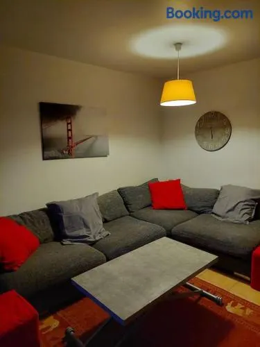 appartement spacieux et calme avec plages à 15 min - Image 1