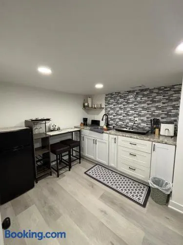 Private&Modern cozy studio in Greer - Image 1
