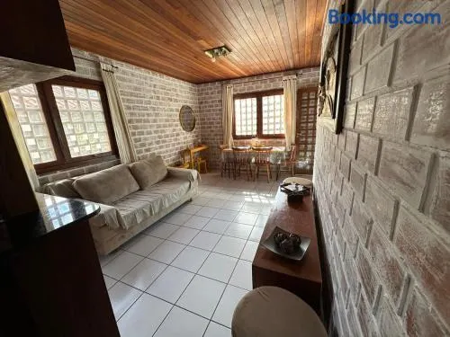 Casa de campo em condomínio - Image 1