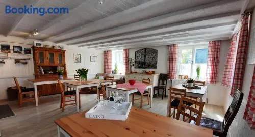 B&B Leonhard 7 - Image 1