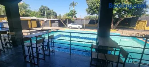 Departamento con Piscina en Ypane - Image 1