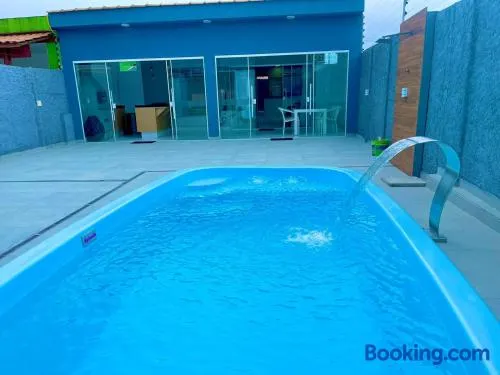 Casa com piscina e hidromassagem praia Enseada. - Image 1
