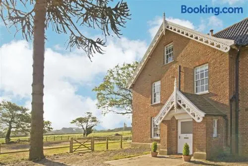 6 Bed in Nr Southwold oc-hohall - Image 1