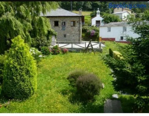 Apartamentos y Casa La Paredana, agroturismo - Image 1