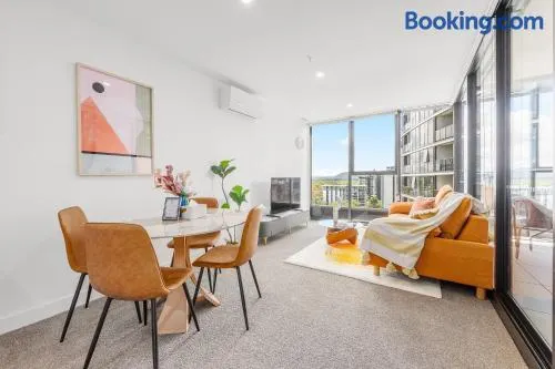 Woden Haven near Hospital, Gym, Pool,Parking - Image 1
