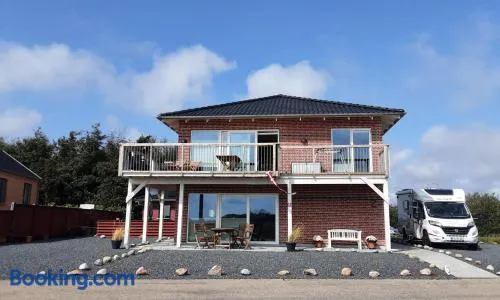 Villa-Amby - Image 1