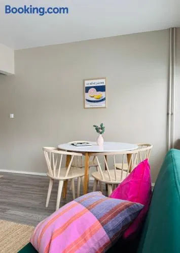 Niivaara Cozy Apartment, Near Hospital, AMK & Central - Image 1