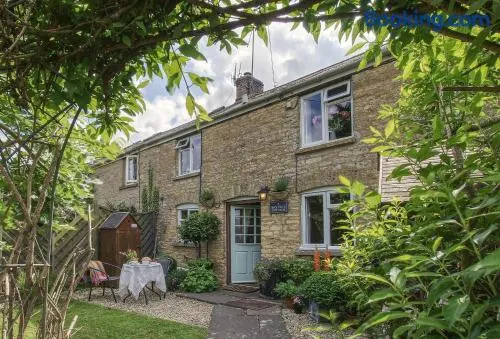 Bay Tree Cottage - Image 1